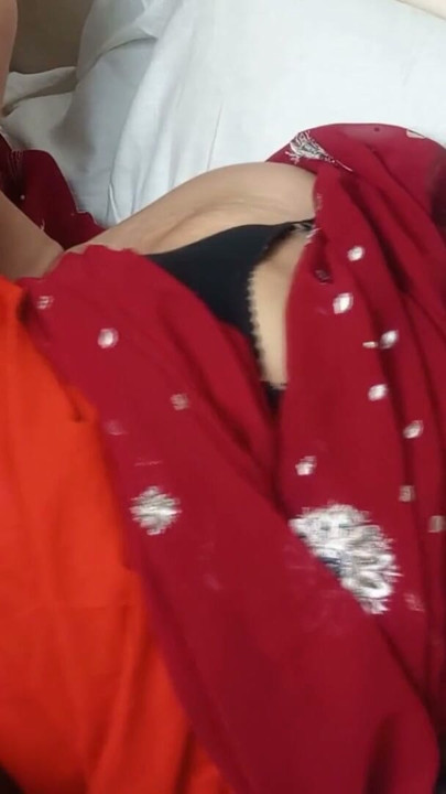 Full Face Red Saree Girl – Closeup Pussy Fucking Long Shot Indian Desi | Clip 1
