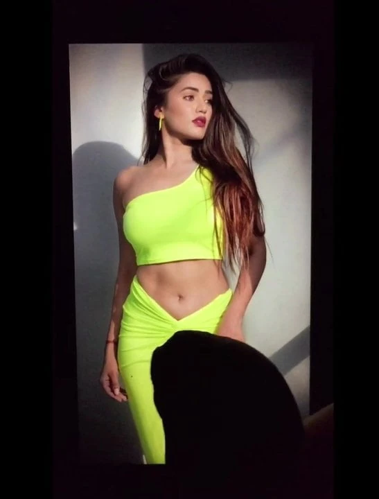 射在garima chaurasia上（gima ashi）