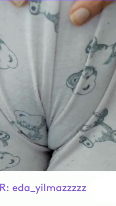 CAMELTOE- PUFFED PUSSY- SWOLLEN PUSSY- PAJAMAS | Clip 1