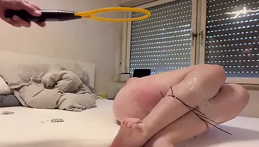 Sesi BDSM ini yang mendorong saya ke batas saya