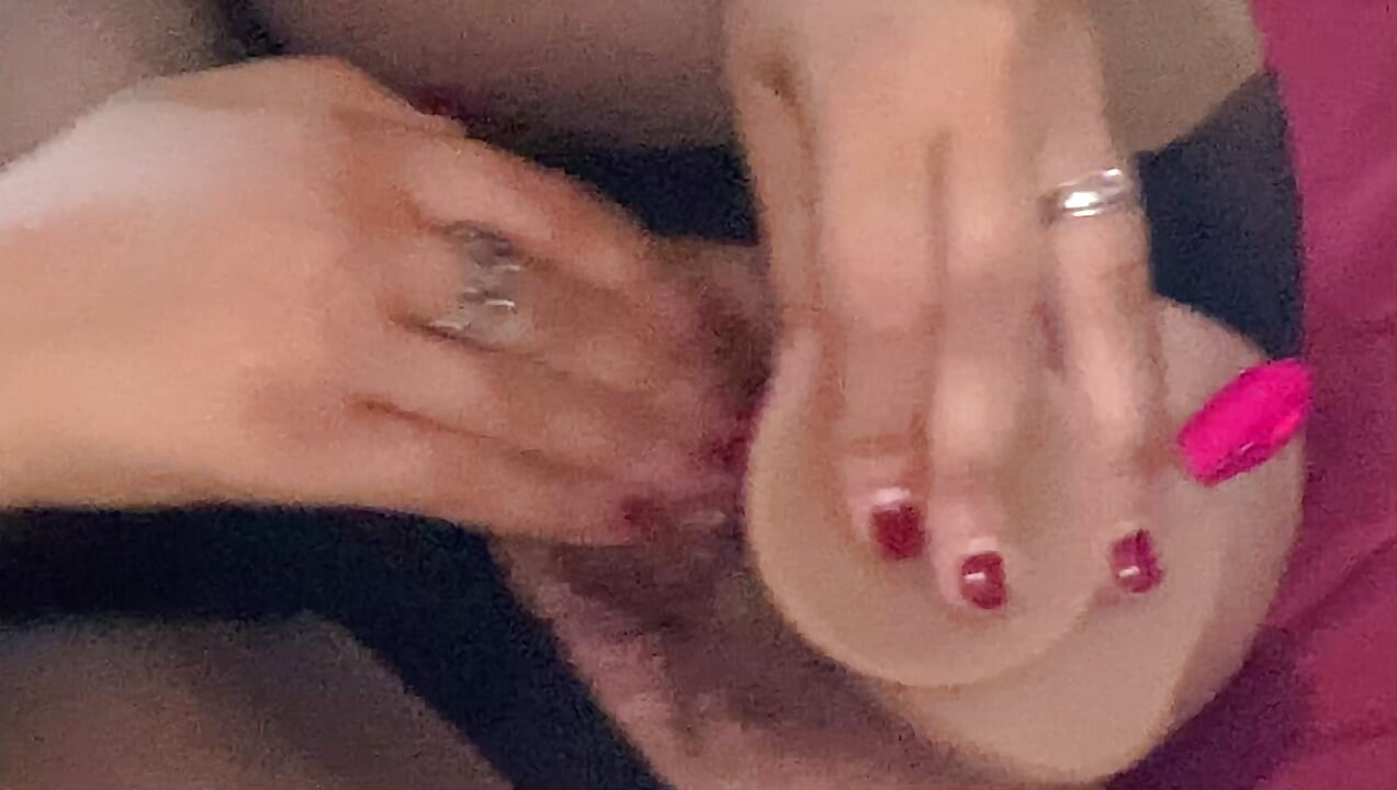After Being Creampied a Pussy Yes Fucks the Rubber Cock Full of Cum