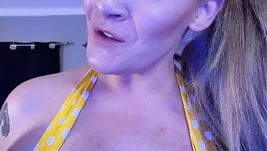 Ayaklarım, ne ikram!