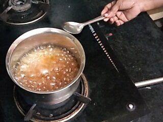 Vidéo de préparation de thé à l'ail sans robe - conversation tamoule torride
