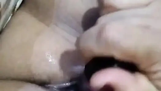 Istri Meksiko pertama kali pamer dan masturbasi pakai dildo (video lengkap)