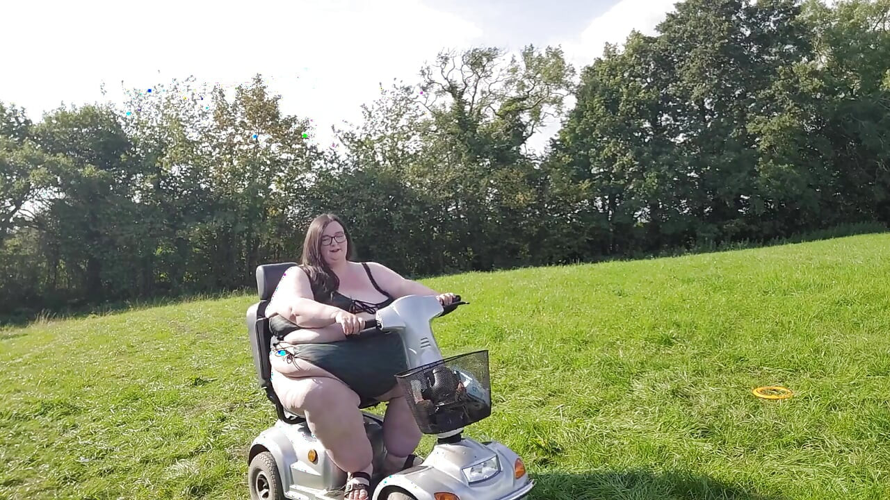 Rider min nya rörlighetsskoter