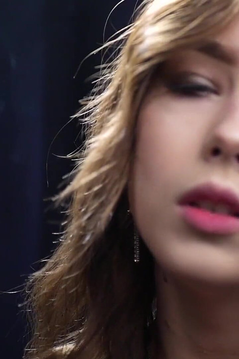 19 Years Old Brunette Is Smoking 100mm Cork Cigarette