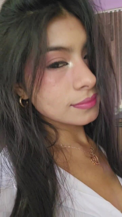 I’m finally online, babe  See? I didn’t keep you waiting too long. Come say hi and keep me company