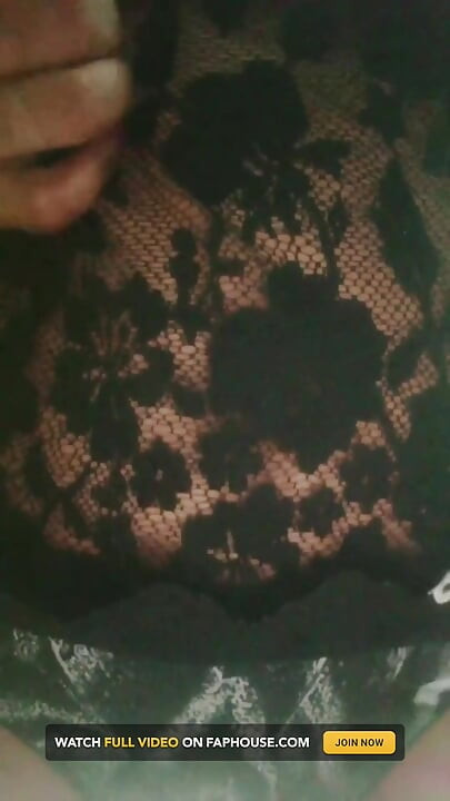 Desi Pige i Sort Gennemsigtig Top & Trusse - Gennemsigtig Tease