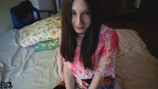 ElivaLove - The classic treatment for a girlfriend in love (swallow cum)