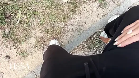 Çift halka açık bir izleme noktasında riskli seks yapıyor