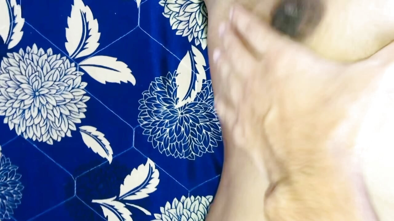 방글라데시 의붓여친과 의붓오빠가 다카에서 함께 떠난다. 시 (18