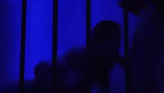 Sex in einem swingerclub mit viel squirt und sperma über meiner muschi