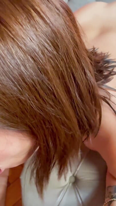 Dicke möpse, amateur-latina macht halsfick (zusammenstellung)