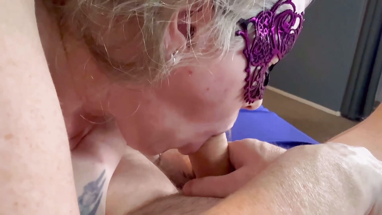 เมียมือสมัครเล่นให้หัวดีและกลืนน้ําเงี่ยน - เสียง จํากัด