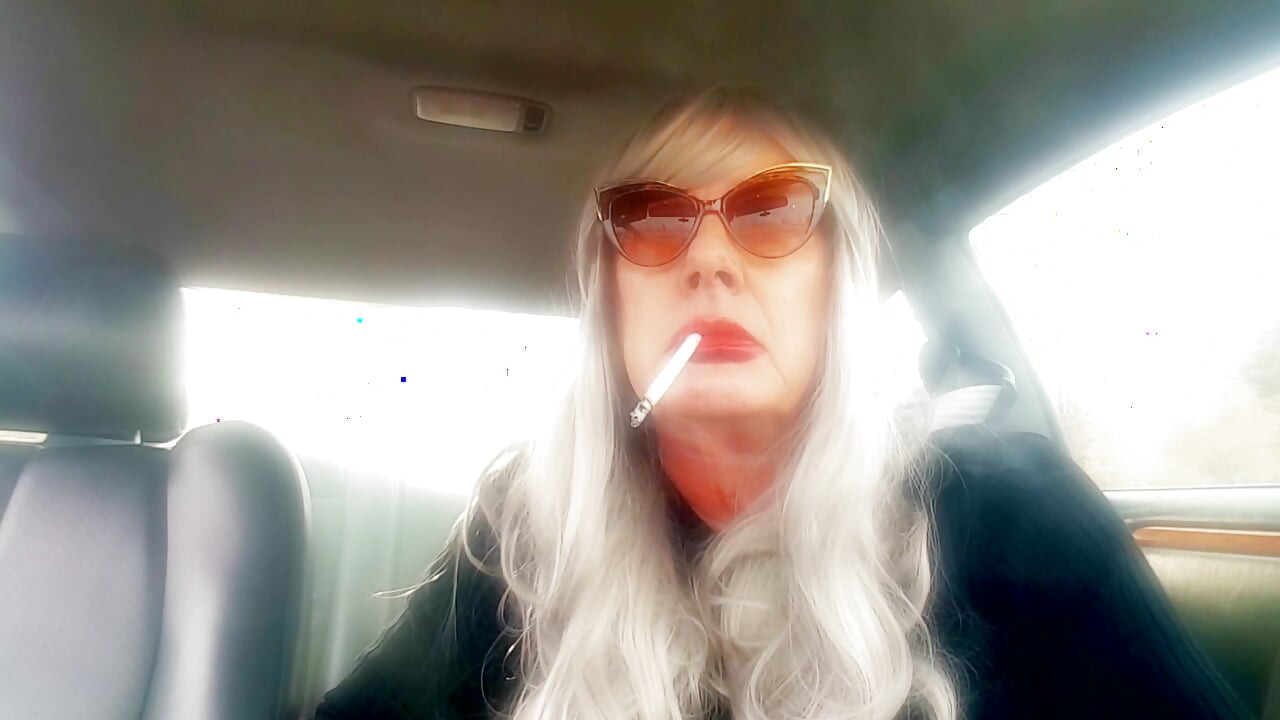 BLONDES THAT DANGLE LONG CIGARETTES VS120s MORE 120s COMPILATION