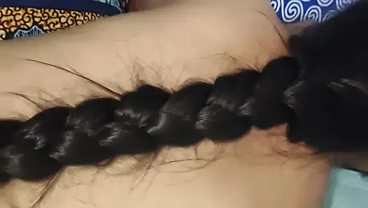 Desi biwi ko  rendi girl banake costumer ke sath sex karne bola