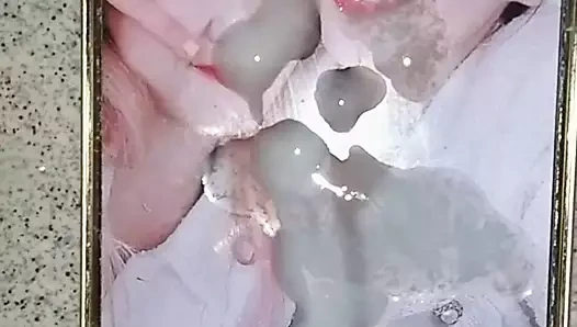 Seunghee porn video – Oh my girl Hyojung & Seunghee Cum Tribute