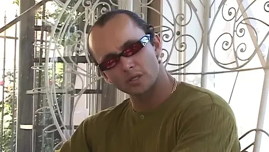 Angel Long dört penis tarafından sert sikişmek istiyor