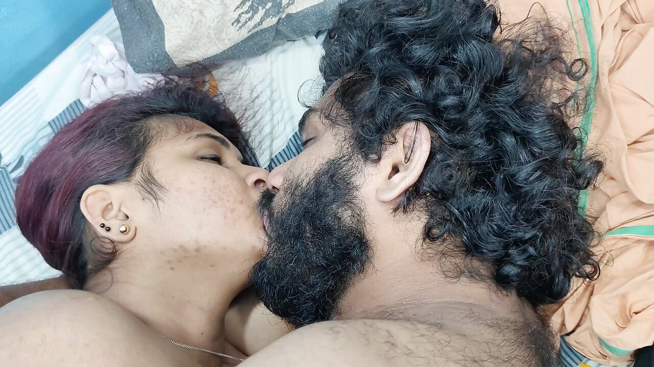 Hot deep lip lock in nude romance