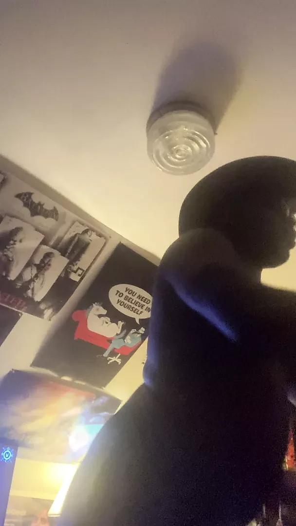 Black Cowboy destroys a Whinny Bottom