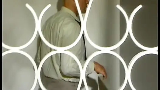 Anal gefickter deutscher teenager wurde beim spielen mit spielzeug erwischt