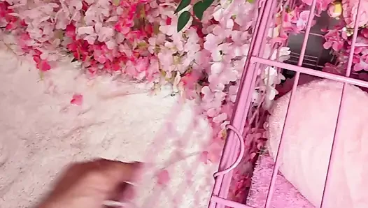 Покорные милашки Poppy и Lana обожают ублажать и писсировать - вертикальная