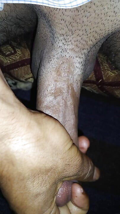 Mi polla necesita coños