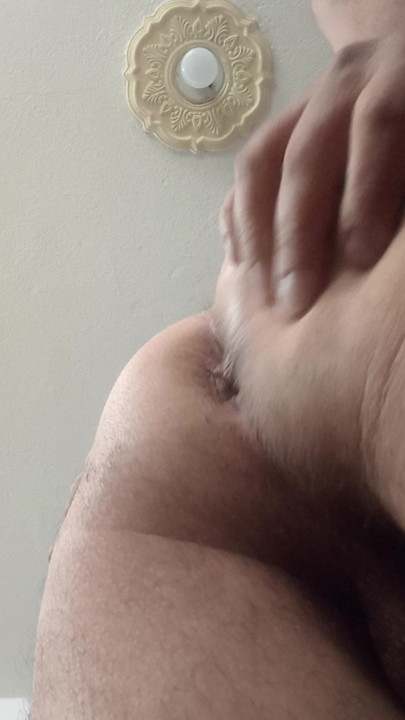 Virgin ass seeks