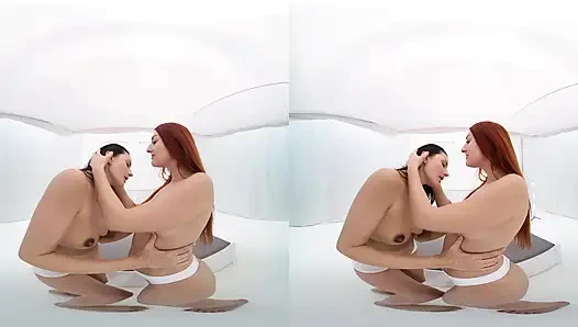 Minik tina ile lezbiyen anal dildo macerası - sanal gerçeklikte