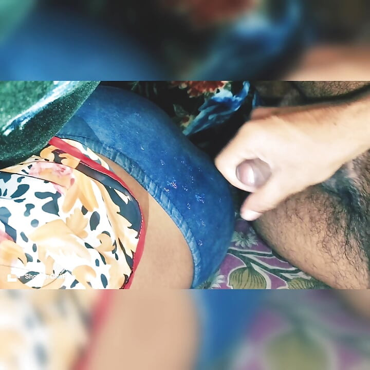 Sana amcığımı vermeyeceğimi söyledi elini kullan