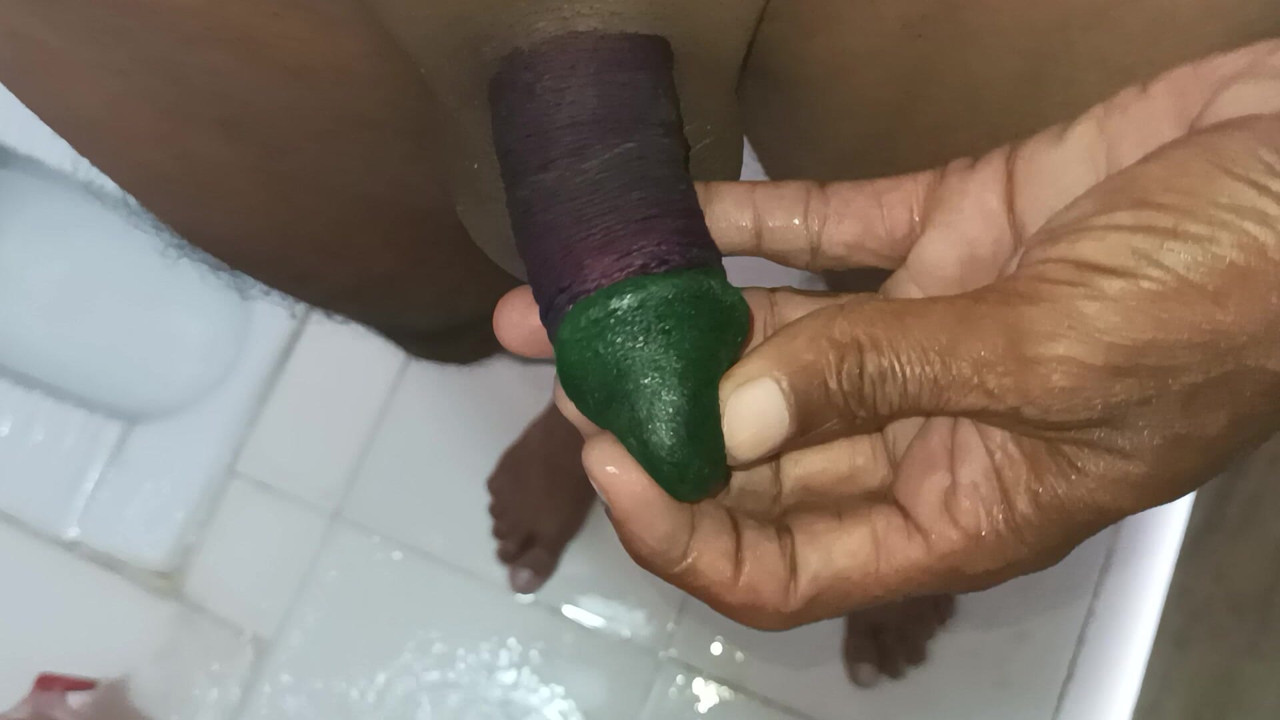 Sissy penis painting