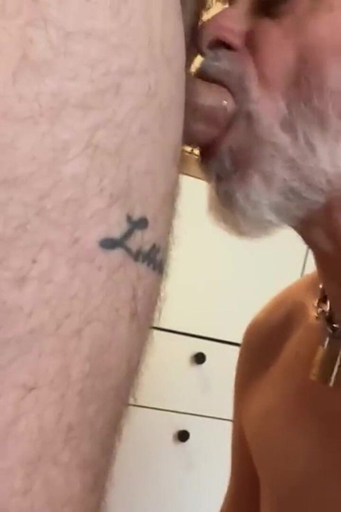 Youngman Barebacks a Mature Grindr Hooker