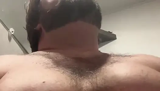 Üvey baba tuvalette oyun zamanı