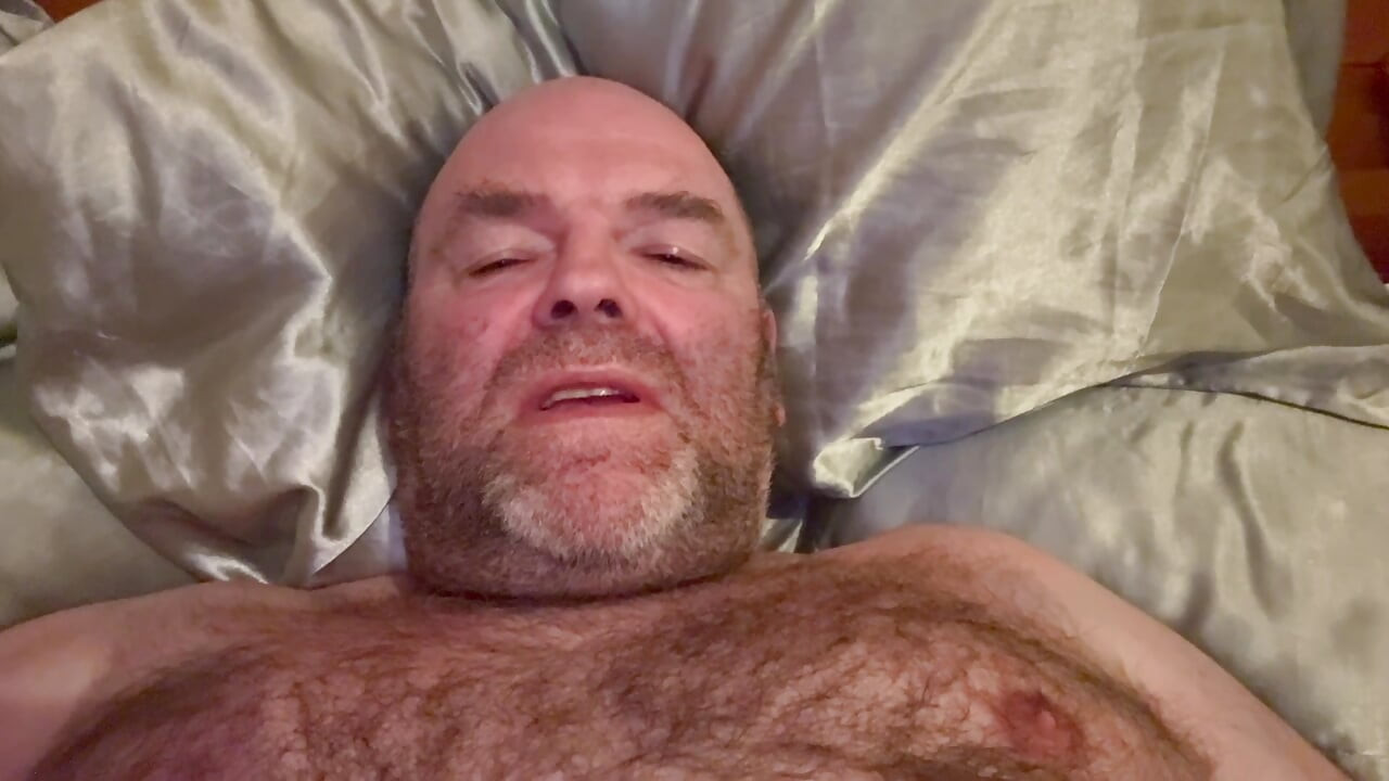 Part 2:- Giantism with Lanista Bear and his action man and cum shot!