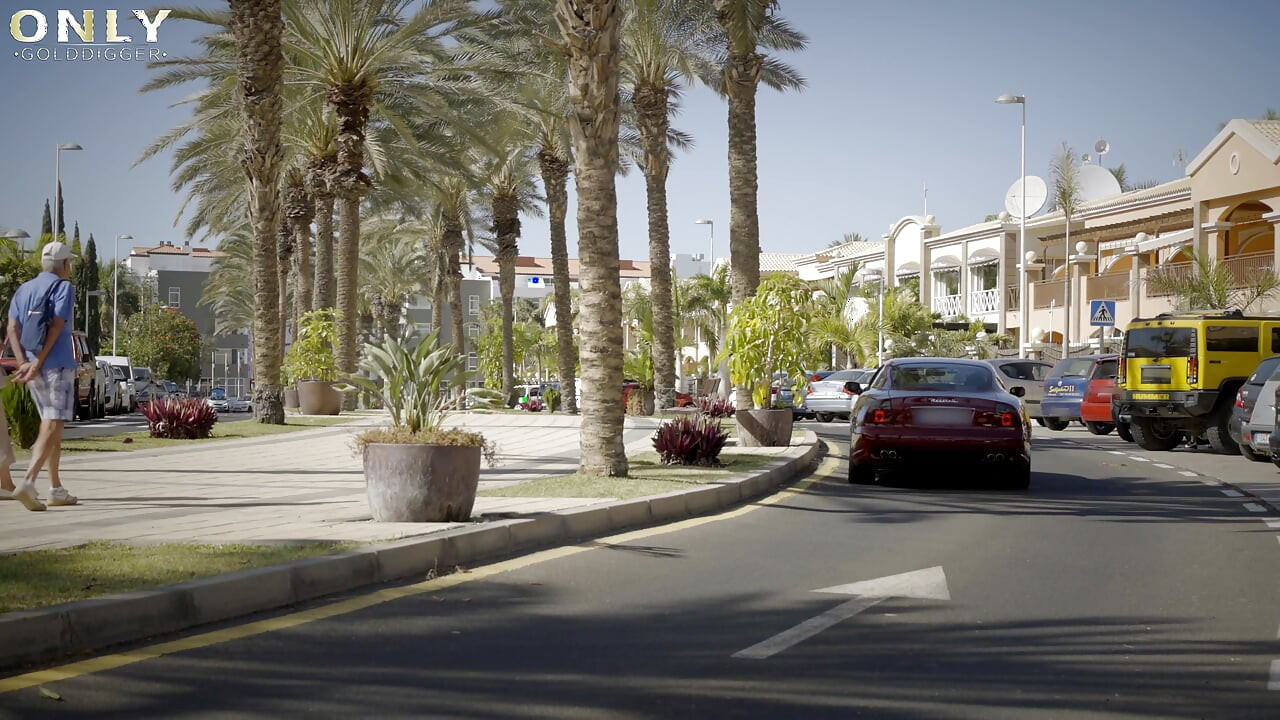 金髪湯たんぽAlyssiaケントペントハウス弄屋外