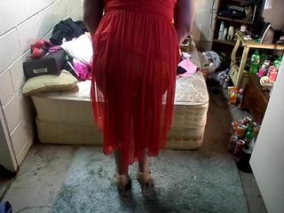 Mijn nieuwe rode jurk