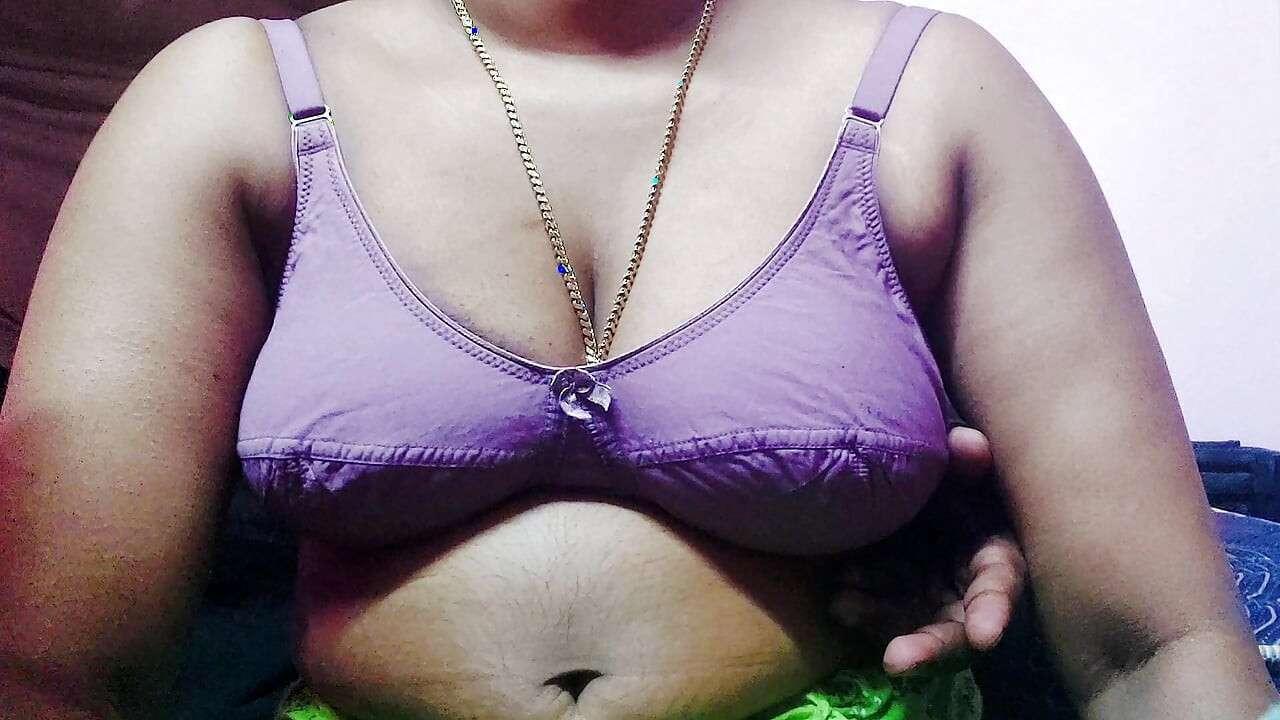 Dì kế Ấn Độ làm tình với anh trai của chồng