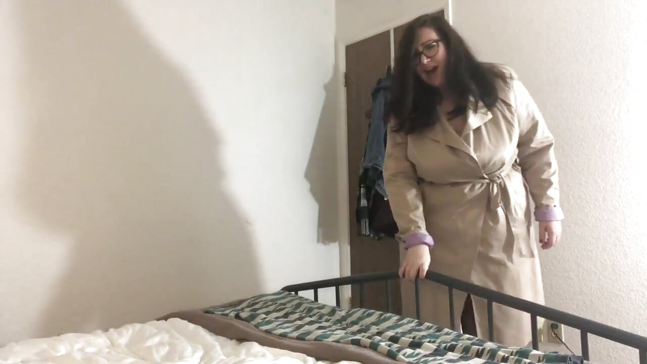 John โดนจับได้ว่าชักว่าวแบบกําหนดเอง