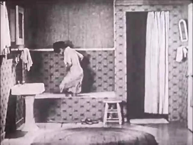Betty's Bath (Cine-Art)