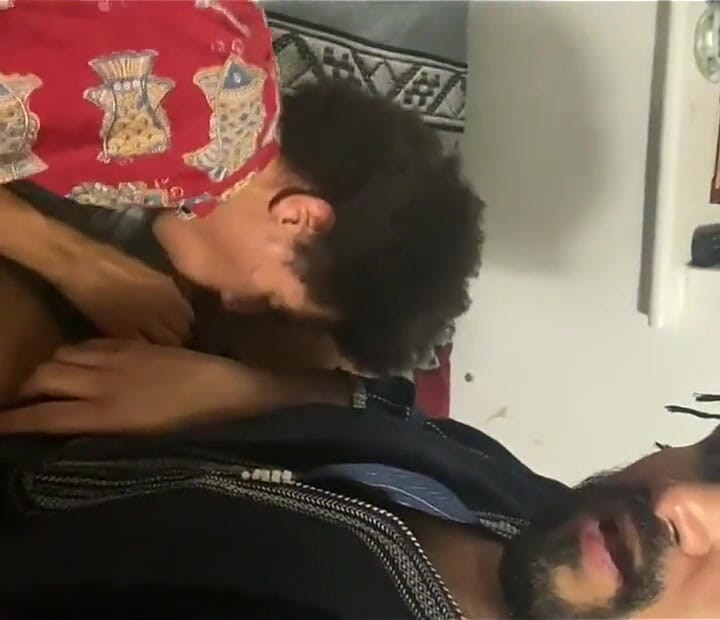 Recebendo essa boa cabeça da nerd