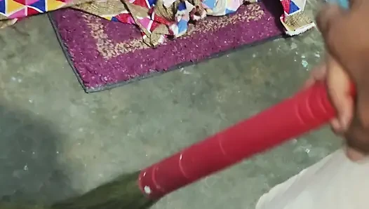Kamvali ko jabran  chodai ki dogi isliye me