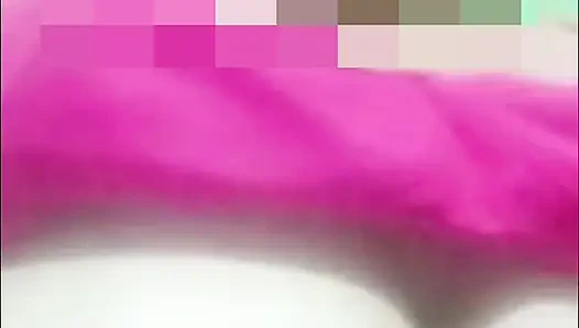 mamta bhabi ne chut main ungli kar ke pani nikali