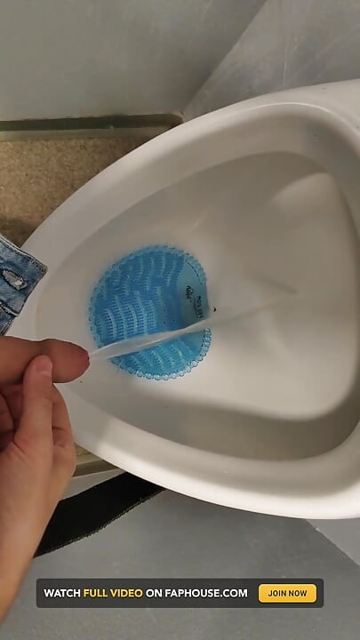 Young Skinny Boy Piss by the Sextoy Faktory