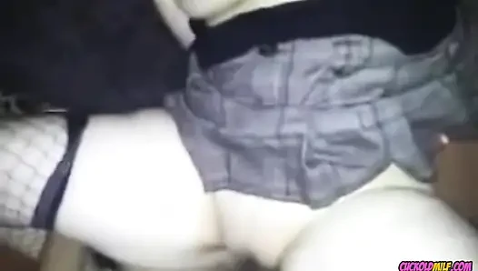 Cuckold milf - istri yang selingkuh