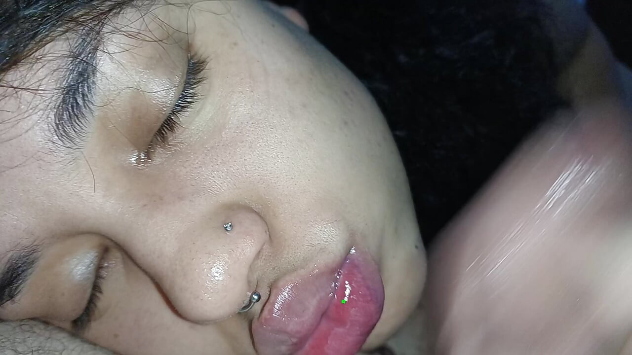 SHE WAITS EAGERLY FOR A LOT OF CREAMPIE IN HER HUNGRY LITTLE MOUTH