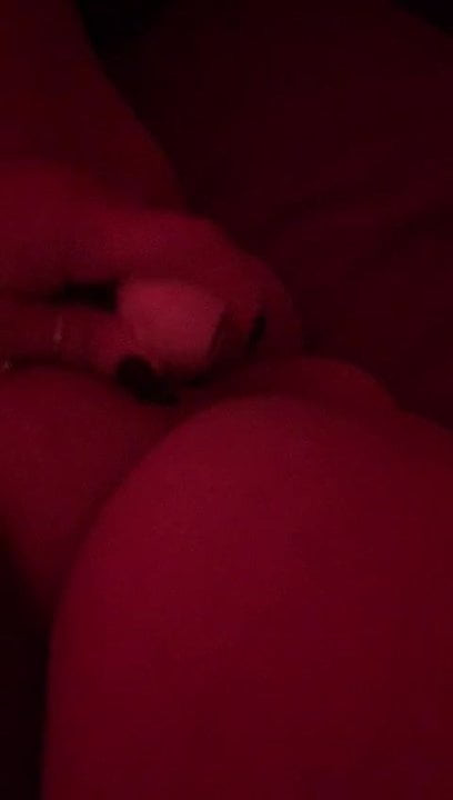 GF maturbating