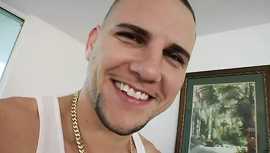 Dev boşalma 4 güzel genç kız birçok şekilde dolduruluyor