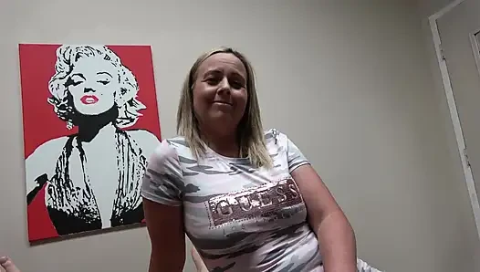 Brandii's Bedtime Blowjob Featuring Brandii Banks