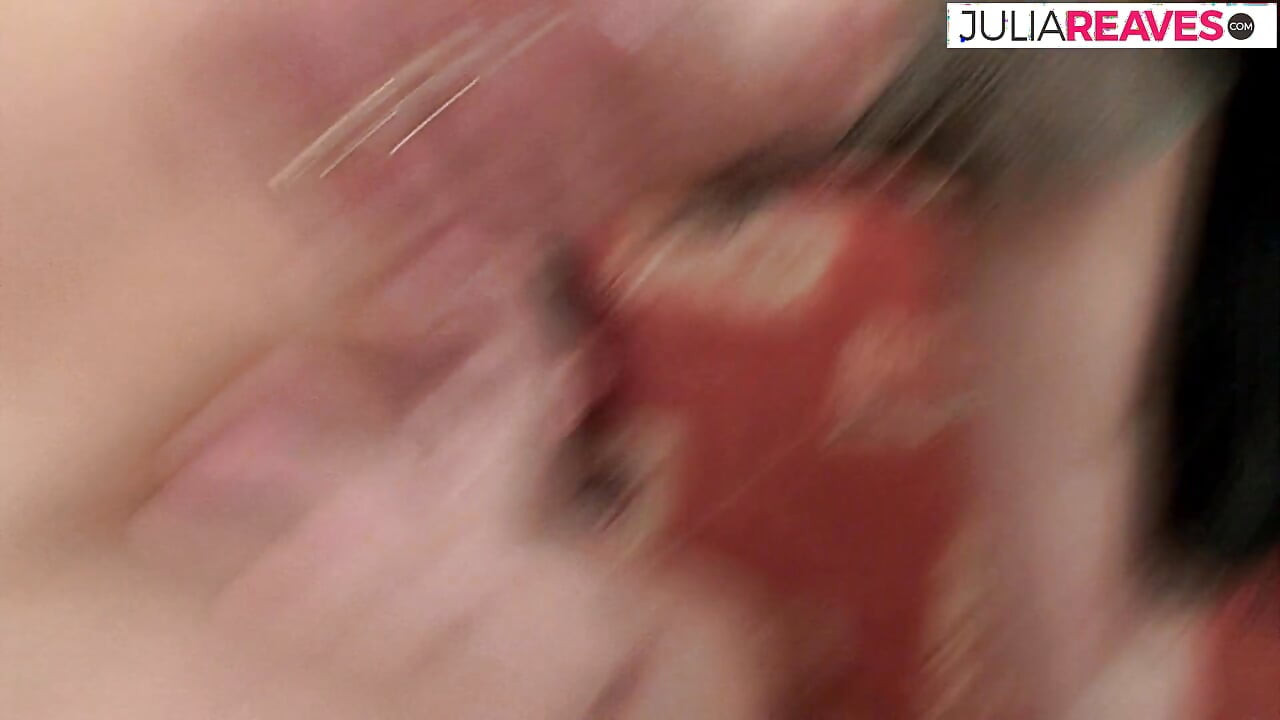 Loris & Alex - Alex nemůže dostat plnou pusu