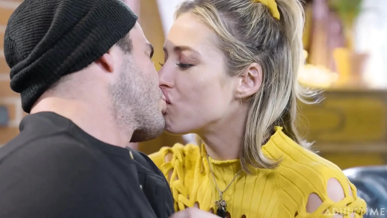 Adult Time - Raunchy Aiden Ashley Lets Dating App Stranger Creampie Her Pussy on First Date!